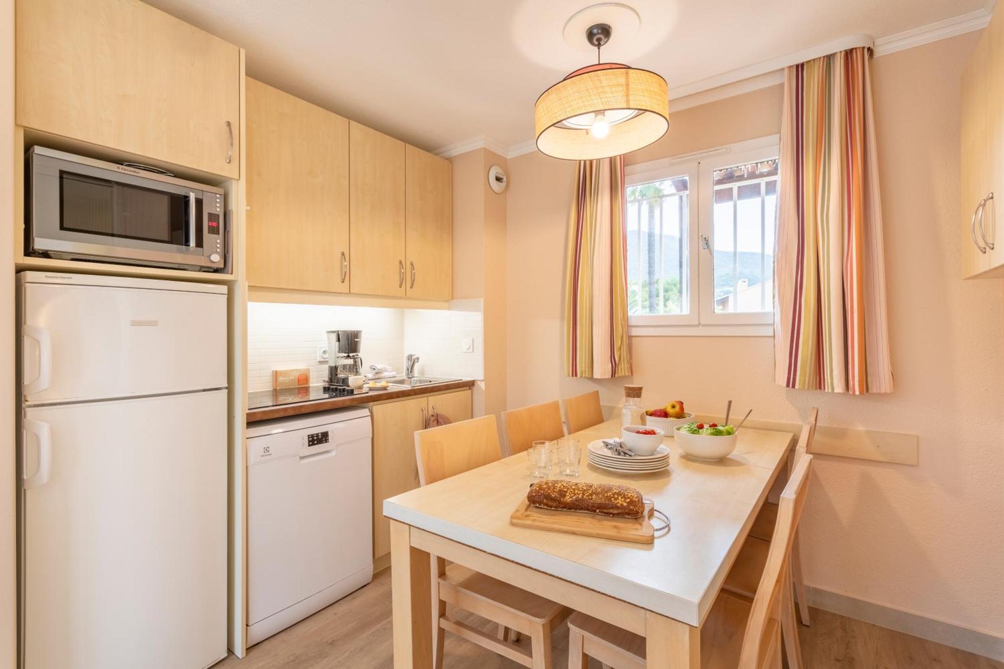 Residence Pierre & Vacances L'Anse De Pramousquier Le Lavandou Zewnętrze zdjęcie